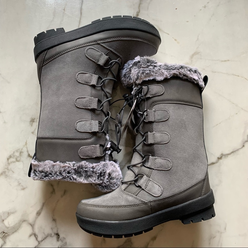 NWT Kids' Alberta Winter Boots Size 2